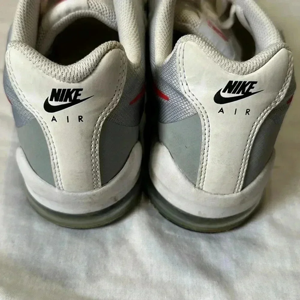 Nike Air Max Invigor White/Wolf/University Red Shoes - Size 7Y